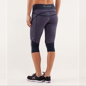 LULULEMON RUN PACE CROP WEE ARE FROM SPACE DEEP INDIGO MULTI INKWELL LEGGING SZ6